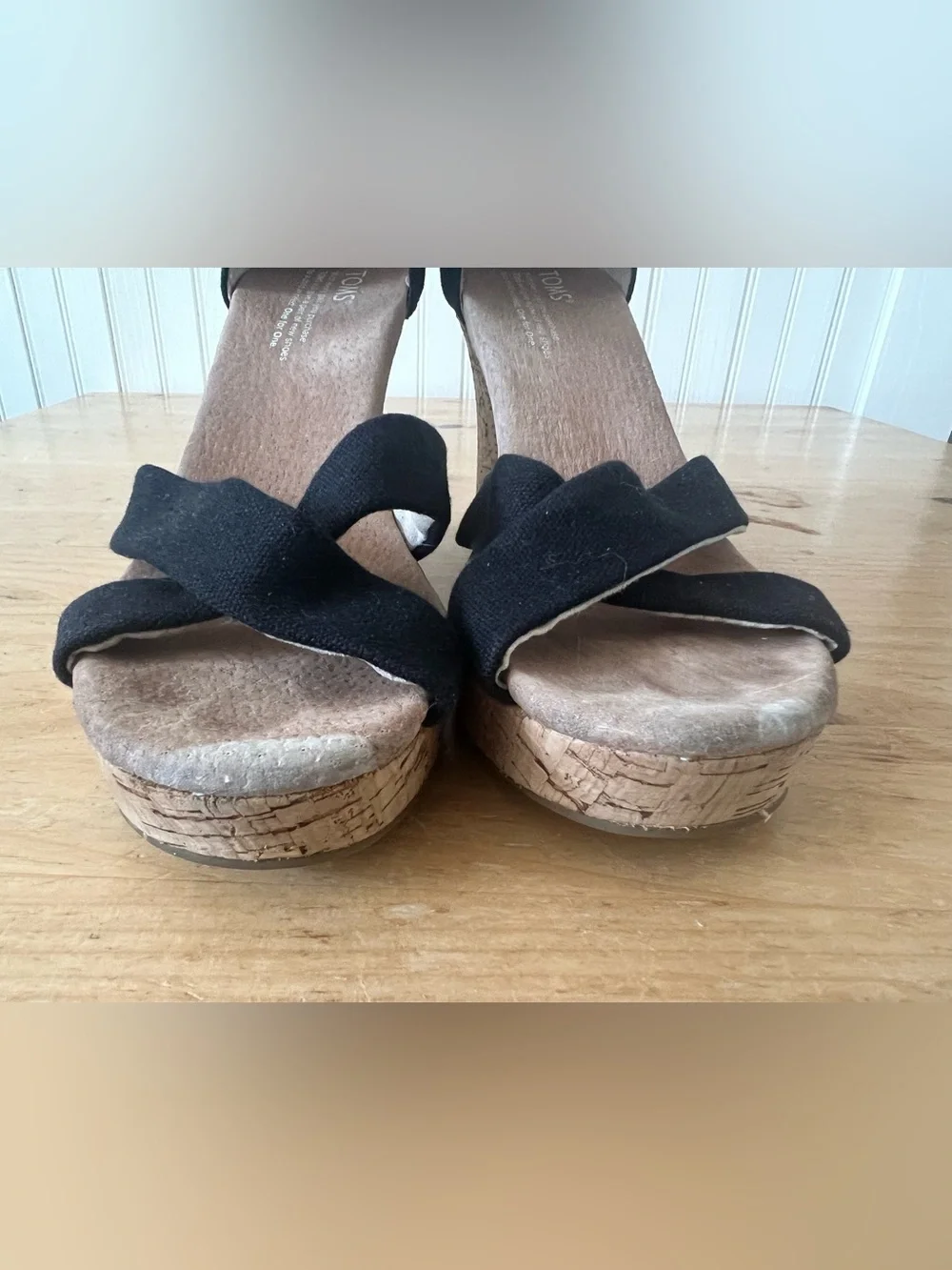 TOMS‎ Black Cork Wedge Sandals Womens 8.5 Ankle Strap Platform Shoes Bohemian